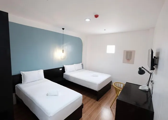 Couette-café Beds & Friends Mactan With Pool And Bar